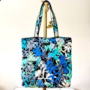 Vera Bradley Camofloral Vibrant Multicolored Quilted Travel Shoulder Bag